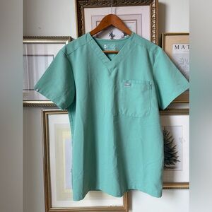 Figs Men’s Scrub Top XS